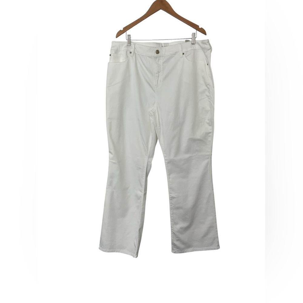 Chico's No Stain White Bootcut Jeans - Size 18